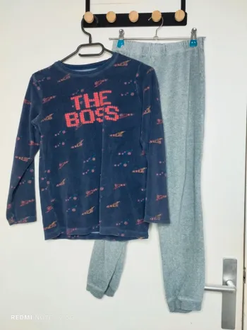 Pyjama taille 12 ans
