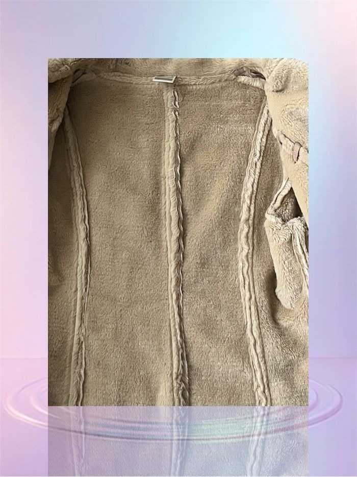 Manteau fausse fourrure - photo numéro 4