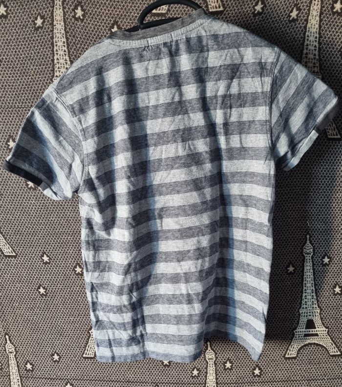 T-shirt gris rayé 12ans - photo numéro 2