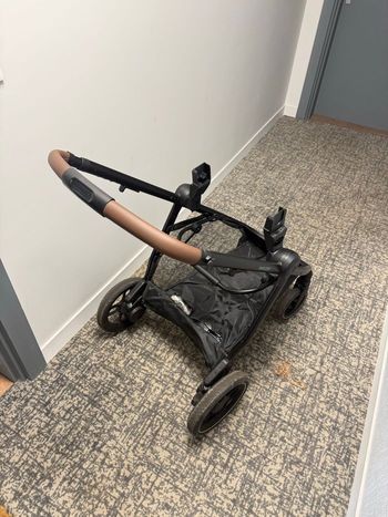 POUSSETTE MAXI COSI ZELIA S