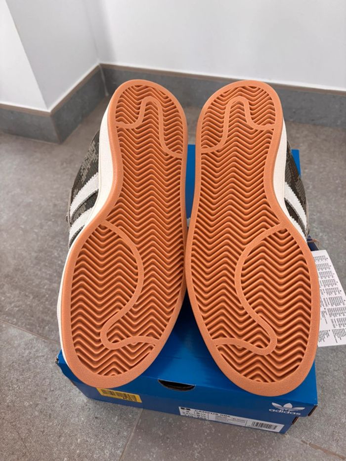 Baskets Adidas Campus 00s Taille 44 - photo numéro 8