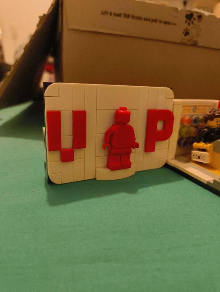 Lego 40178 iconic vip set lego store - photo numéro 2