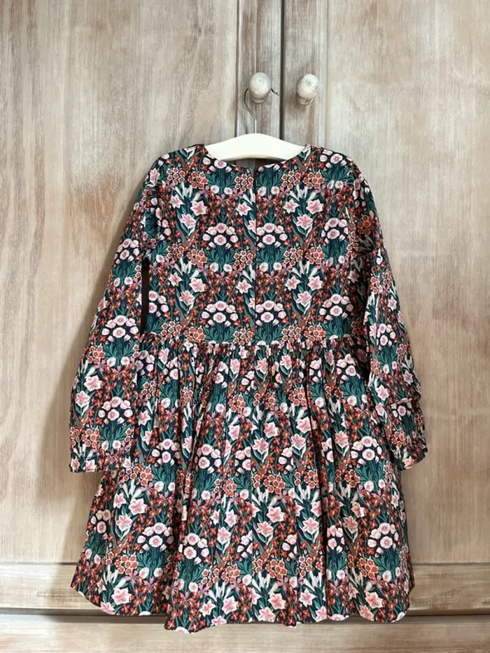 Robe Liberty primerose t. 6 ans - photo numéro 3