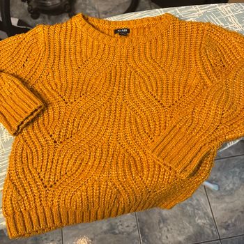 Pull moutardes 4 ans