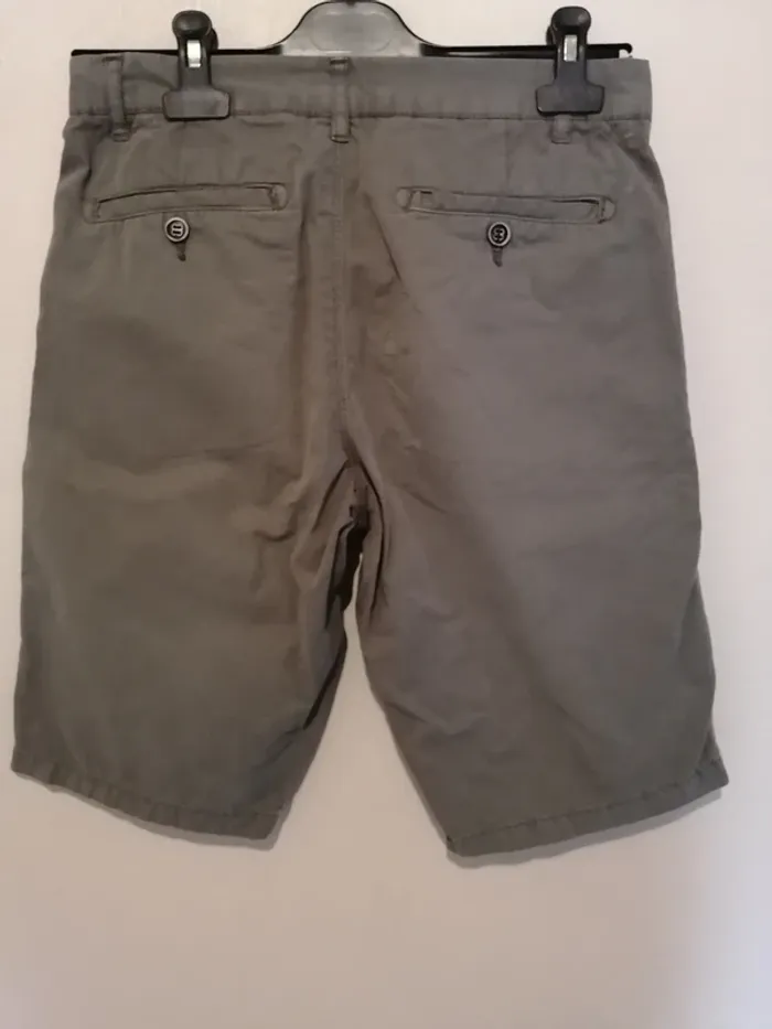 Bermuda Celio gris taille 36 - photo numéro 3