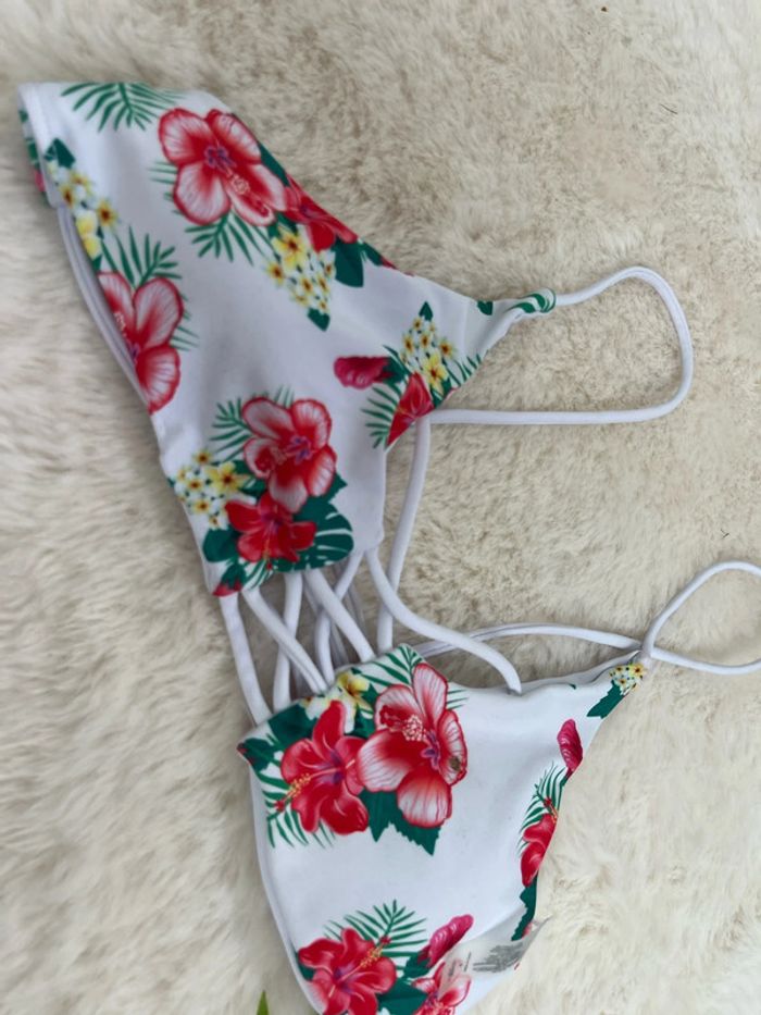 bikini 2 pièces  string / tanga 34/36 - photo numéro 3
