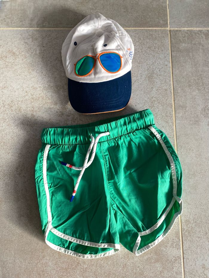 Lot short de bain et casquette