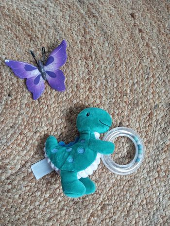 Doudou hochet dinausore
