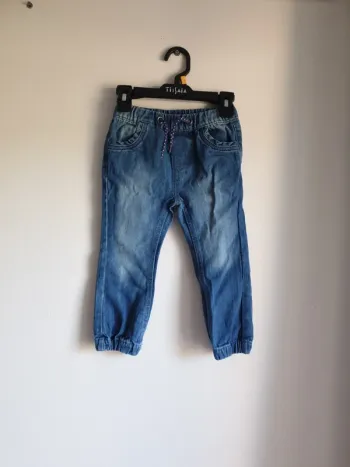 Jeans fille 3 ans