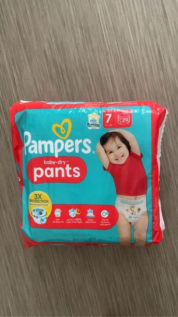 Couches Pampers baby-dry Pants taille 7