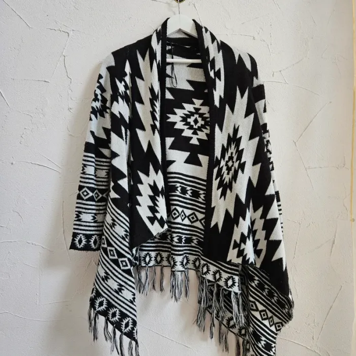 Gilet aztèque noir et blanc