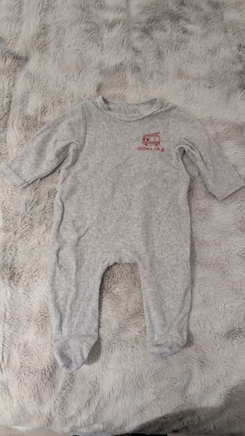 Pyjama taille 6 mois 