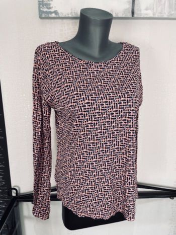 Haut élégant cache cache taille 40 Neuve