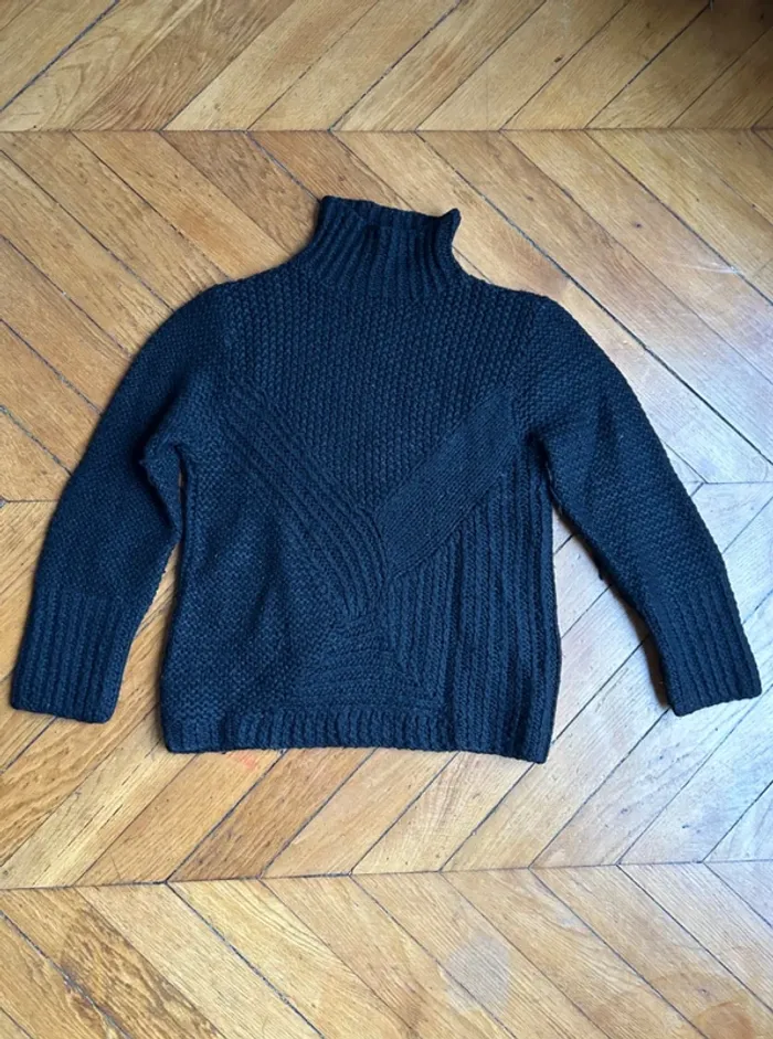 Superbe pull Gerard Darel, 50% laine, taille 3, noir