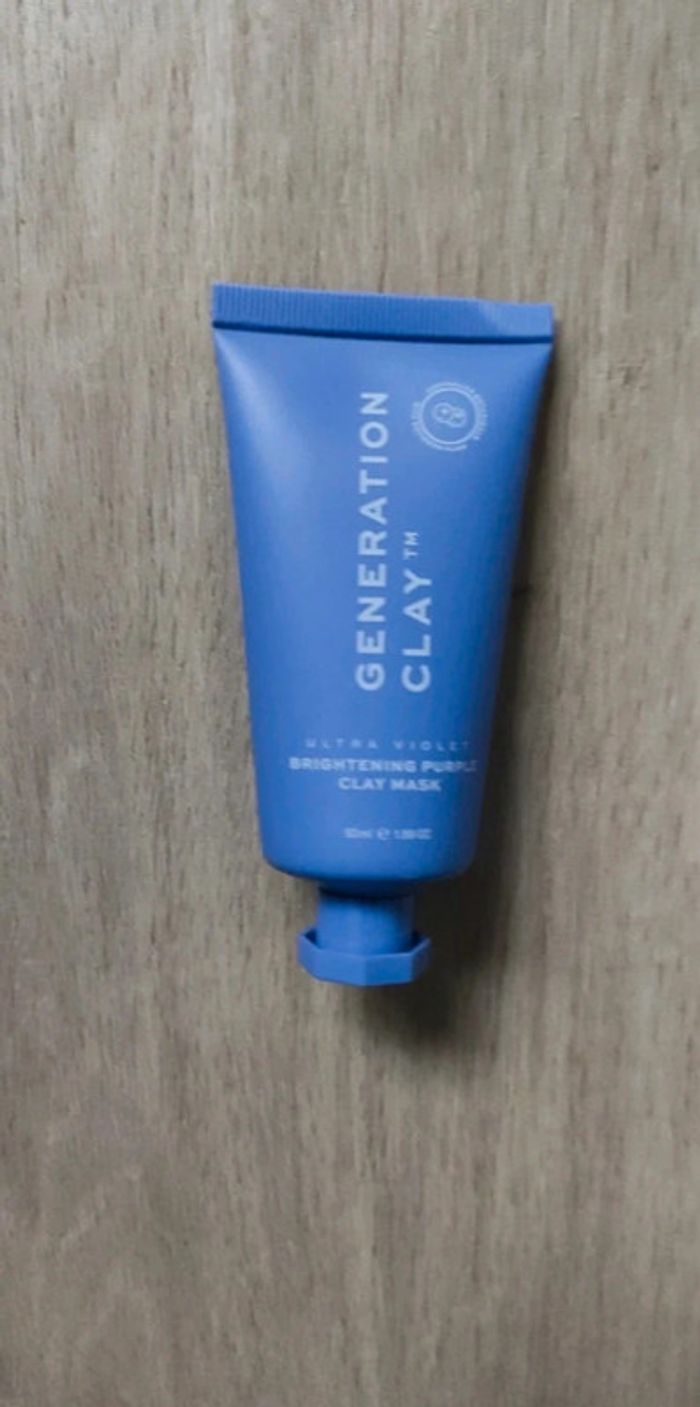 Masque visage éclaircissant ultra violet