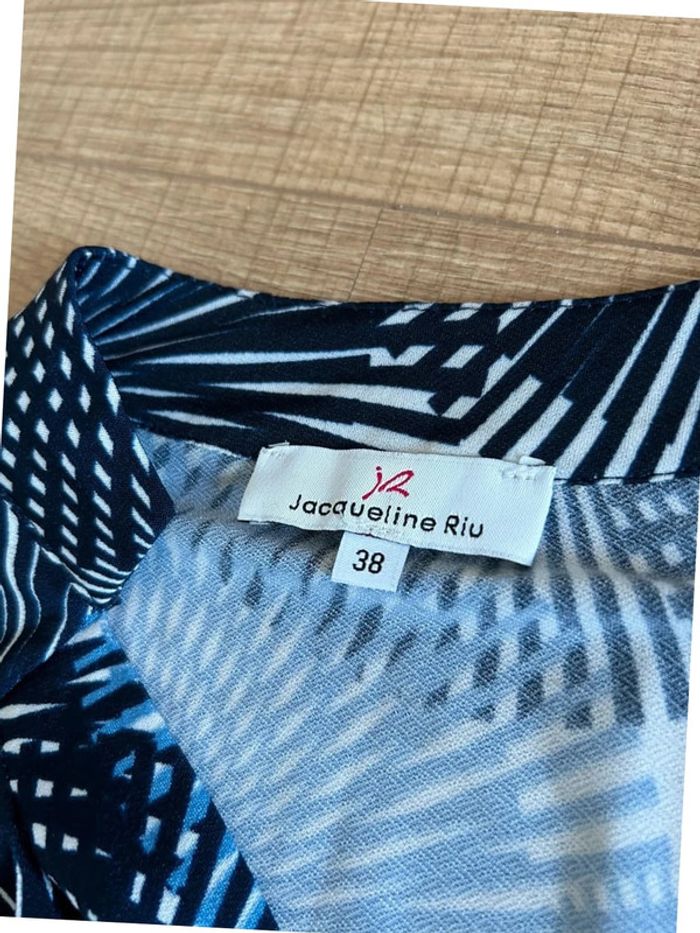 Robe imprimée bleue et blanche avec manches 3/4 Jacqueline Riu taille 38 jamais portée - photo numéro 14