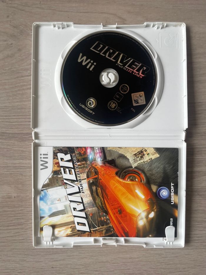 Jeu pour Nintendo Wii, Driver parallel lines, en français. - photo numéro 2