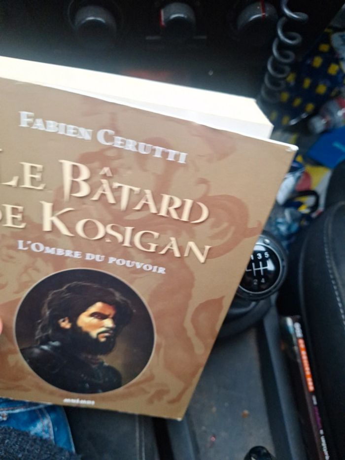 Livre l'ombre du pouvoir - photo numéro 5