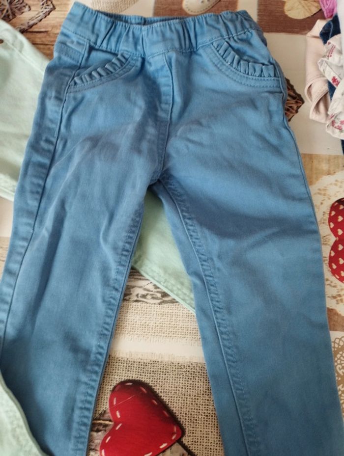 Lots pantalon 1 ans et demi*2 et 24 mois*2 - photo numéro 4