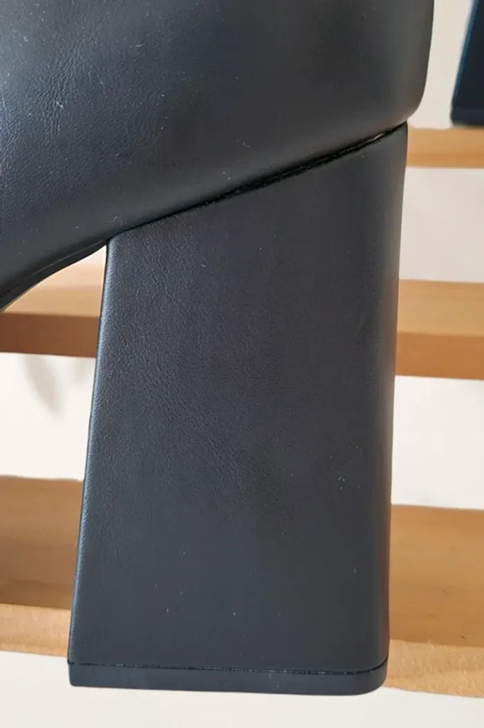 Bottines Pull and Bear Pointure 41 - photo numéro 3