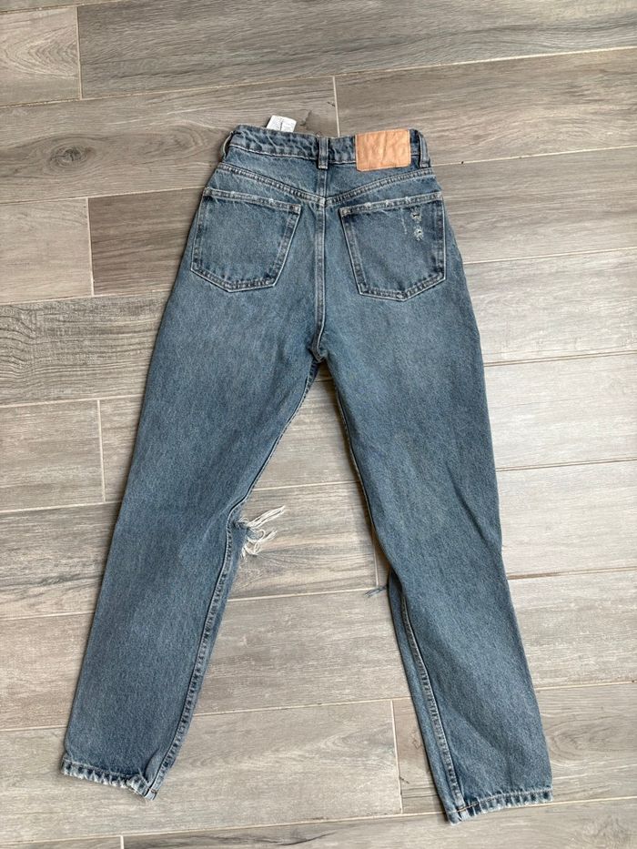 Jean Zara bleu troué - photo numéro 2