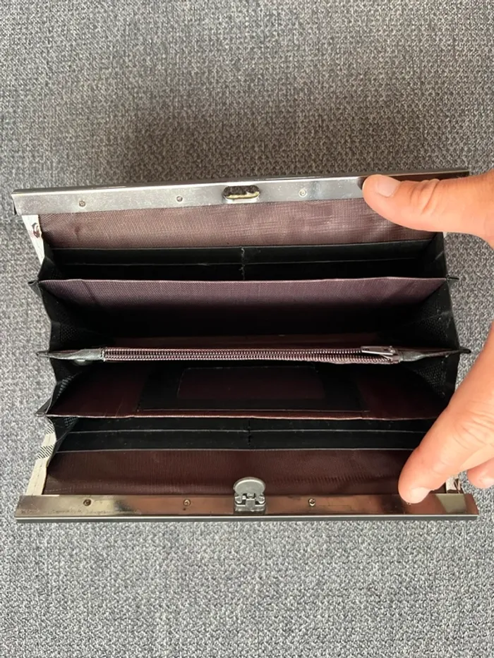 Porte monnaie - photo numéro 2