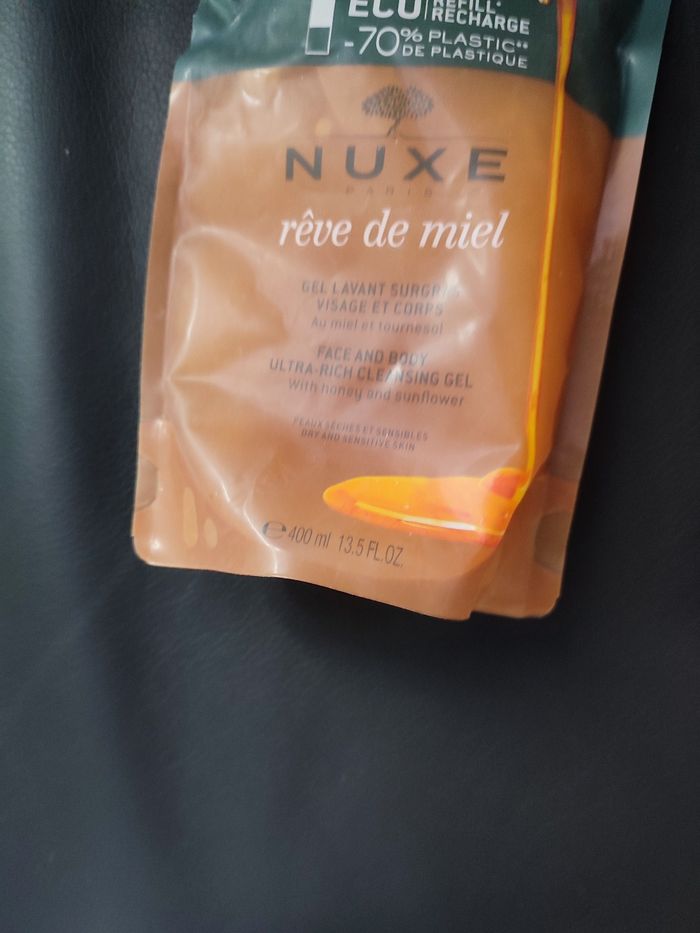 Gel lavant surgras visage et corps et gant exfoliant - photo numéro 4