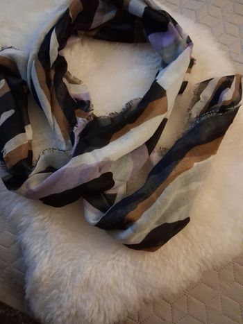 Écharpe neuve Parfois