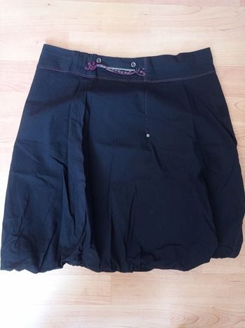 Jupe noire boule "Kiabi" T.38