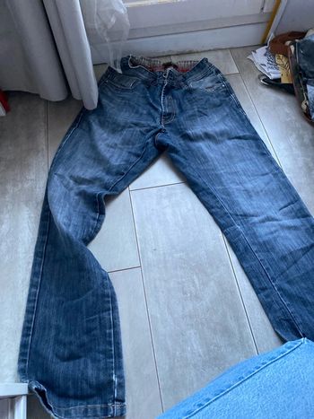 Jean garçon, taille 14 ans