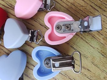 Clips pour attache tétine coeur