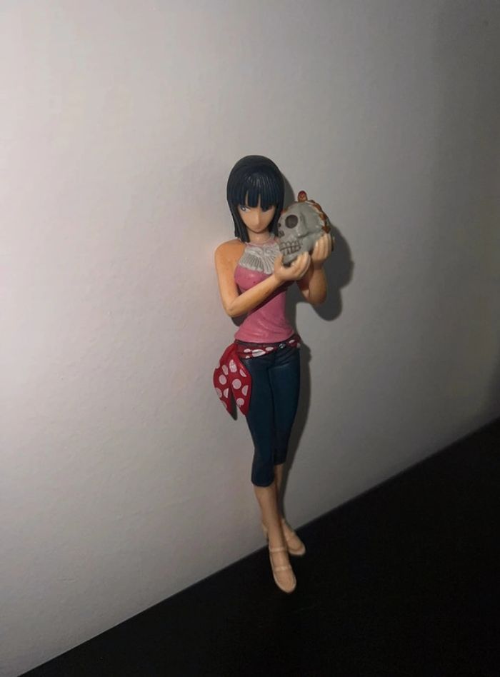 Figurine One piece Robin Manga