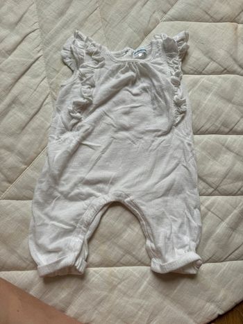 Combinaison manche courte Vertbaudet taille 3 mois