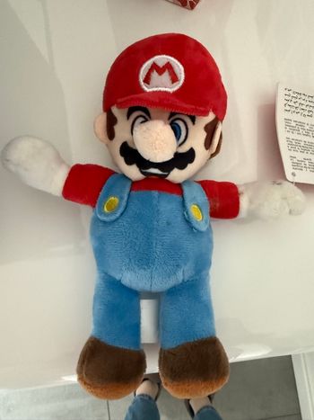Peluche mario