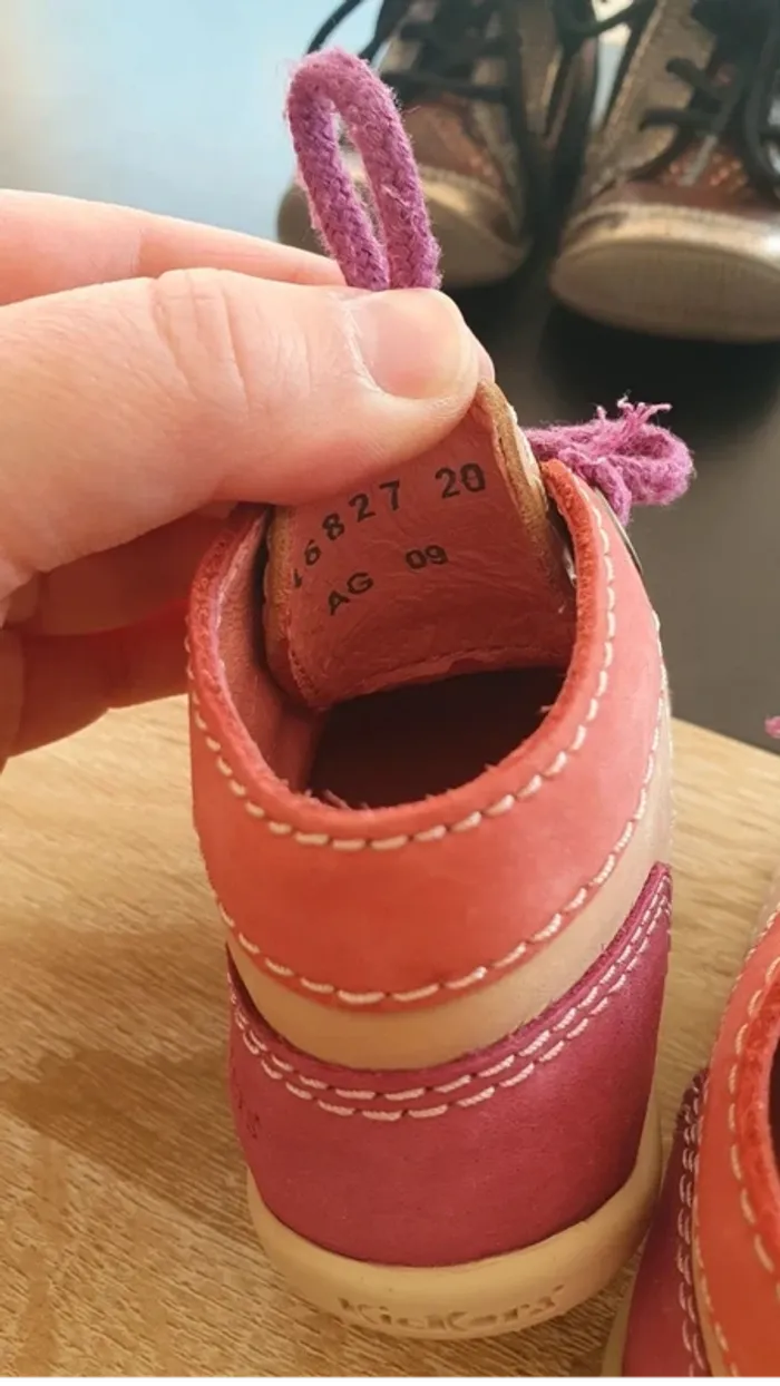 Lot de 3 chaussures pointure 20 - photo numéro 9