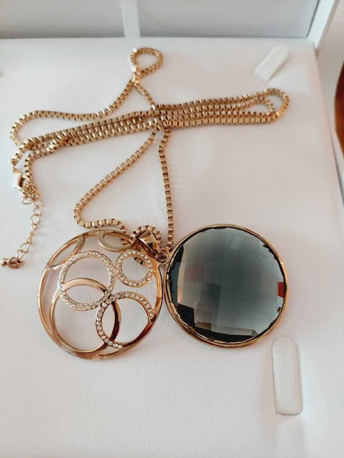 Très beau collier doré noir Marque 7 Ounces - photo numéro 4