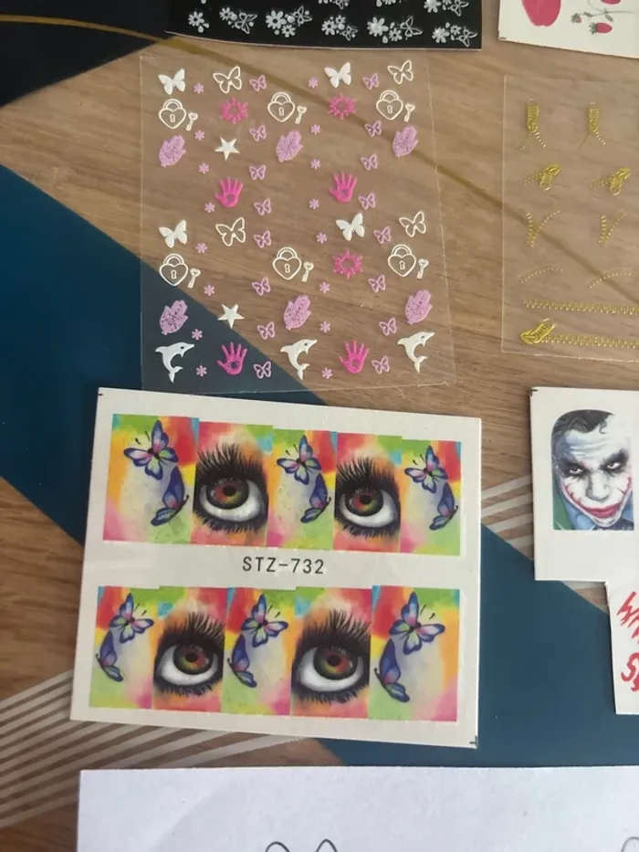 Lot stickers ongles - photo numéro 2