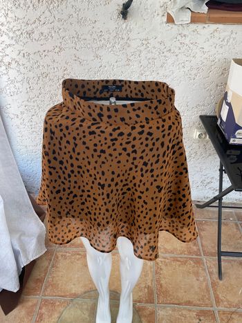 Jupe léopard de la marque Bershka