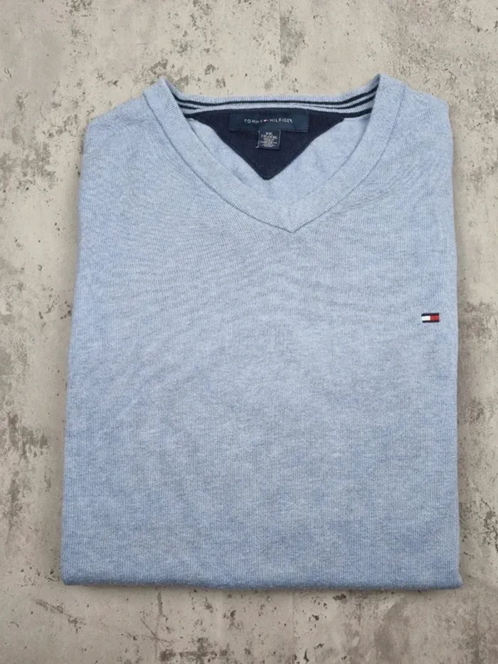 Pull col V Tommy Hilfiger bleu ciel – Taille XXL Homme - photo numéro 2