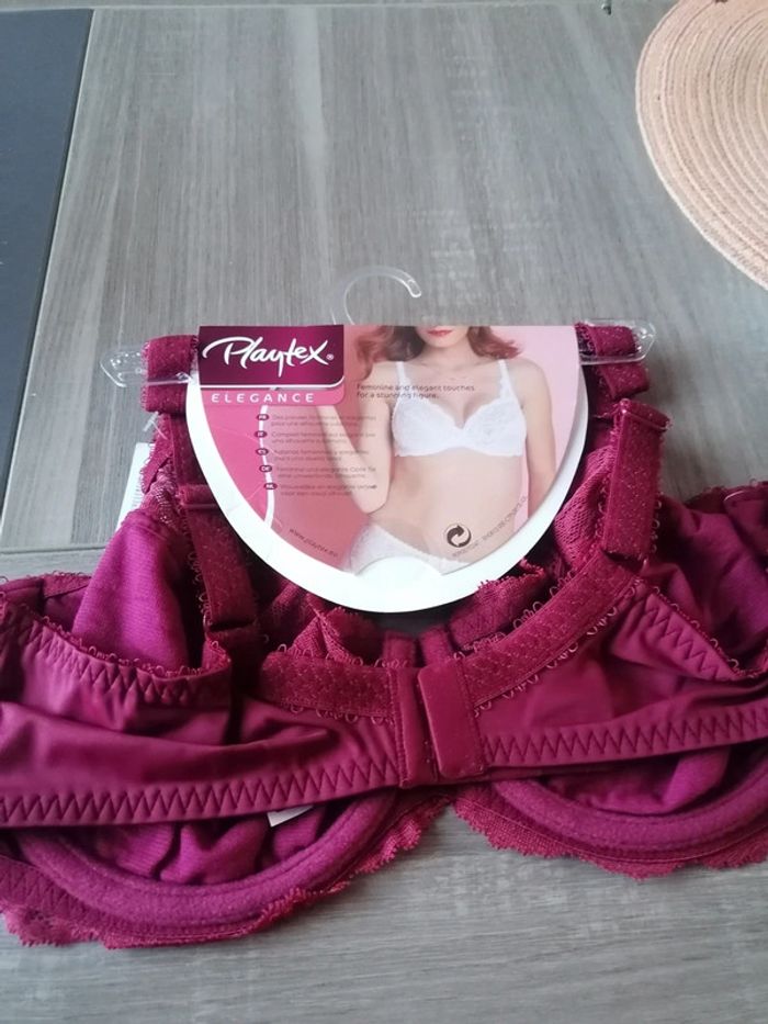 Soutien gorge Playtex taille 100D - photo numéro 2