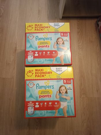 Lots de 2 cartons Pampers prenium protection pants taille 5