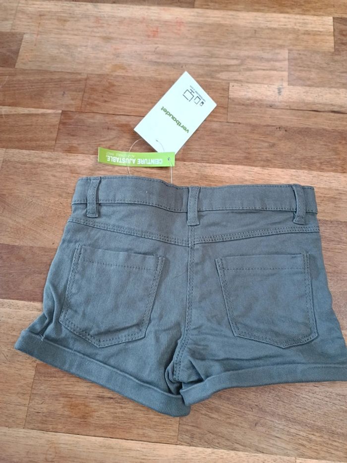 Short neuf fille - photo numéro 4