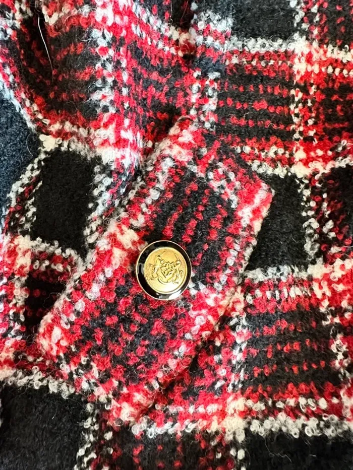Short Maje noir rouge et blanc taille 40 - photo numéro 7