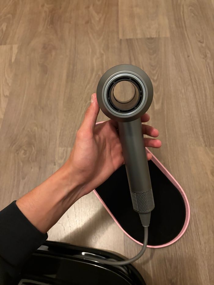 Sèche cheveux dyson noir - photo numéro 5