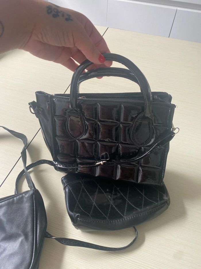 Deux sacs et une pochette - photo numéro 2