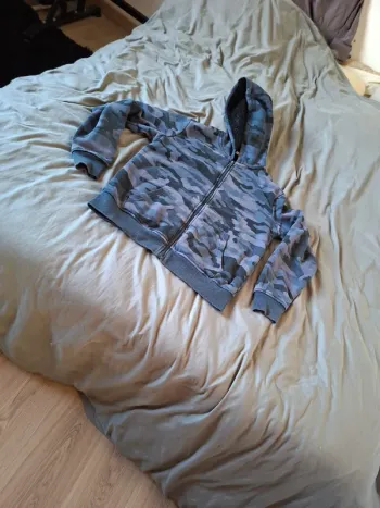 Veste à capuche fourrée 14 ans