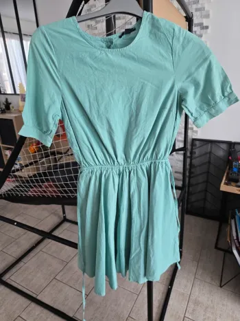 Robe kiabi XS dos nu