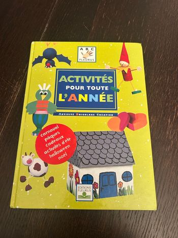 Livre d'activités manuelles