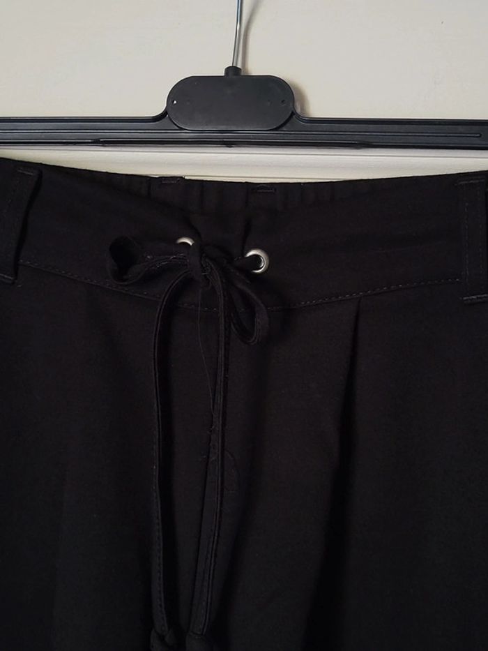 Short noir élégant Jacqueline de Yong - photo numéro 3