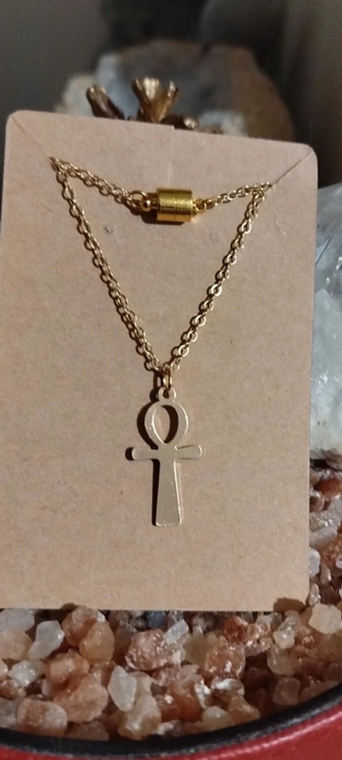 Collier p/Or 24 carats croix de Ankh Égyptienne - photo numéro 4